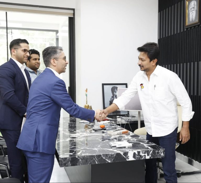 ’’துப்பாக்கி சுடுதல் விளையாட்டை ஊக்குவிக்க..!’’ அமைச்சர் உதயநிதி-அபினவ் பிந்த்ரா ஆலோசனை