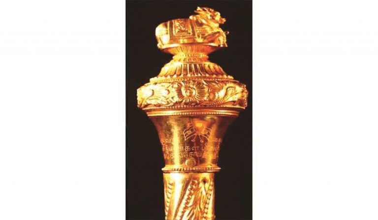“செங்கோல் நிறுவுதல் ரஜினி ஹேஷ்டேக் #தமிழன்டா”