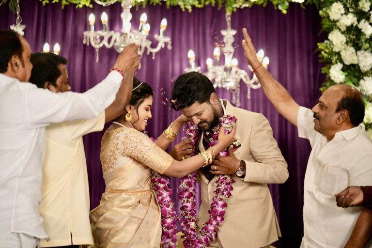 ’’காஞ்சி மாவட்ட ஊராட்சி தலைவர் படப்பை மனோகரன் மகன் திருமணம்..!’’  அமைச்சர் தா.மோ.அன்பரசன் வாழ்த்து