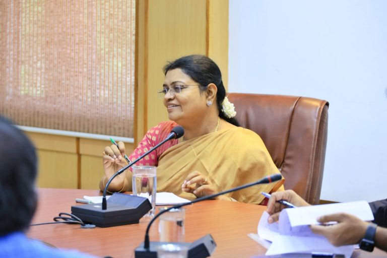 ‘’பெண்கள் பாதுகாப்பு என்று கிளிசரின் கண்ணீர் வடித்தவர் எங்கே..?” அமைச்சர் பெ.கீதாஜீவன்