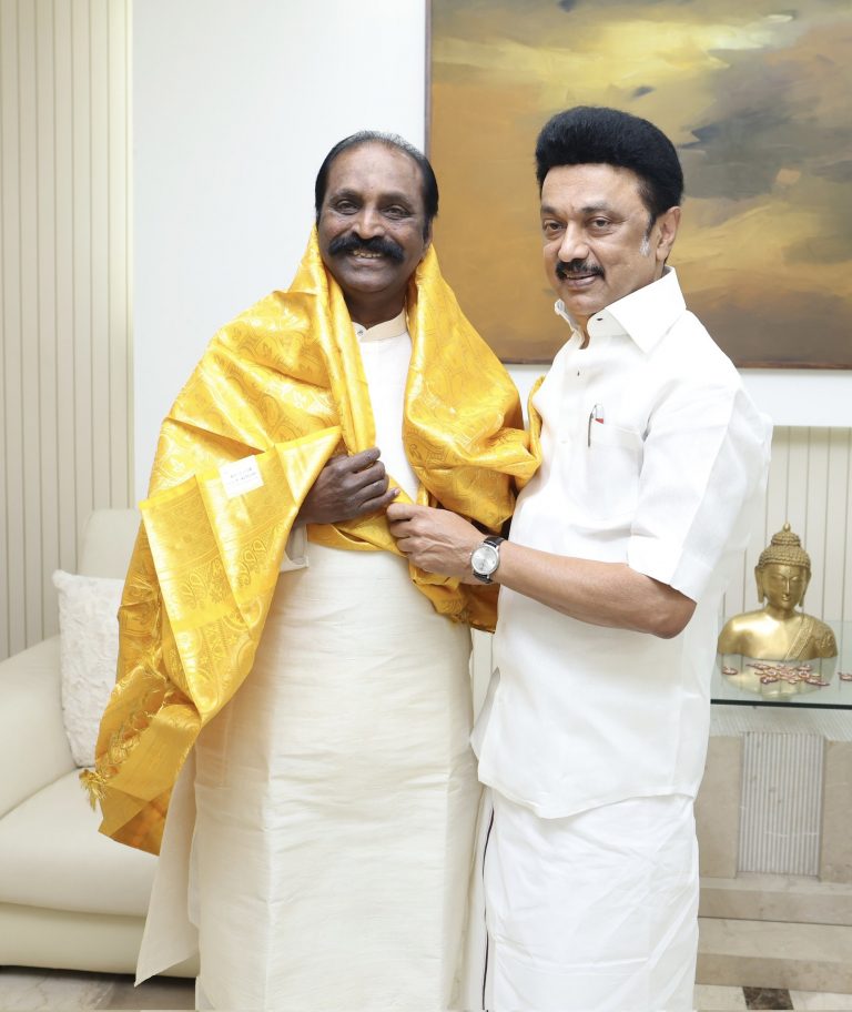 ’’திரைமொழியும் கவிமொழியும் தமிழ்மொழியை இன்னும் பல்லாண்டு வளர்க்கட்டும்..!’’ வைரமுத்து-க்கு வாழ்த்து சொன்ன மு.க.ஸ்டாலின்