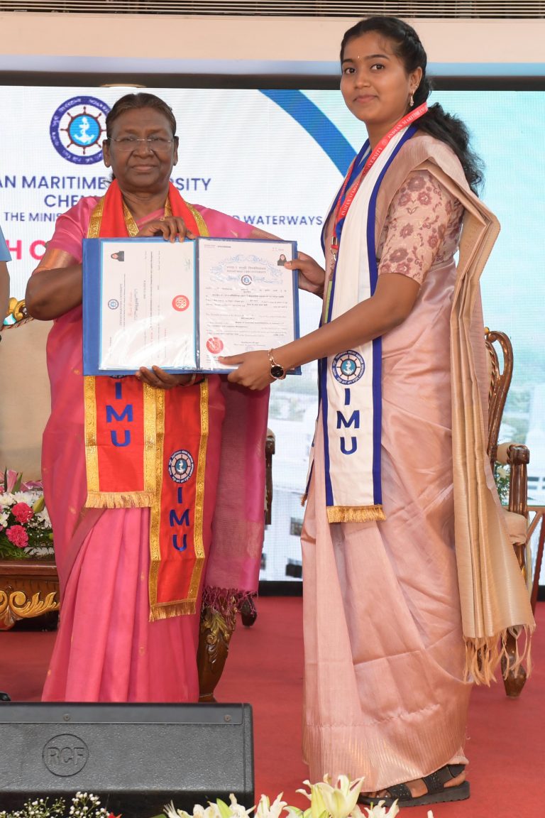 ”வாழ்க்கைப் பாதையில் புயல்வீசினும் தாங்கும் ஆற்றலை நீங்கள் பெறுவீர்களாக..”! கடல்சார் பல்கலைக்கழக பட்டமளிப்பு விழாவில் திரௌபதி முர்மு