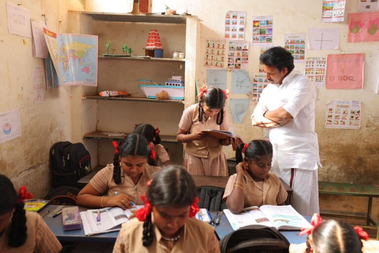 ’’மாணவர்களுக்கு பள்ளியிலேயே புதியதாக வங்கிக் கணக்கு தொடங்கப்படும்..!’’பள்ளிக் கல்வித் துறை அமைச்சர் அன்பில் மகேஸ் பொய்யாமொழி